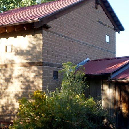 Silver River Adobe Inn Bed And Breakfast ファーミントン エクステリア 写真