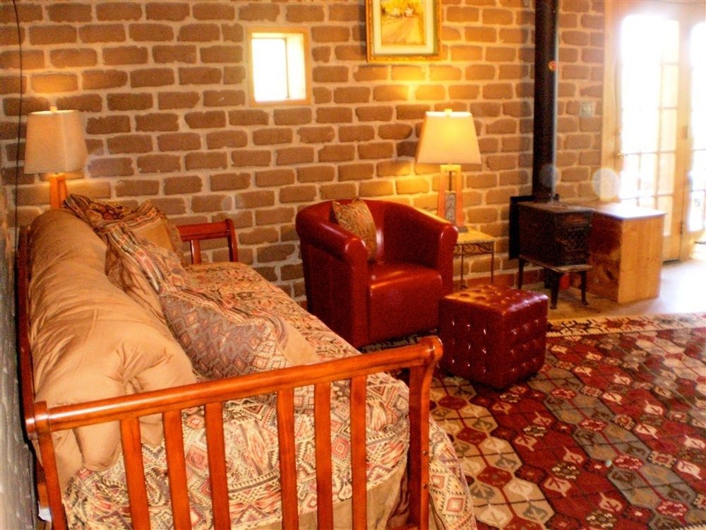 Silver River Adobe Inn Bed And Breakfast ファーミントン エクステリア 写真